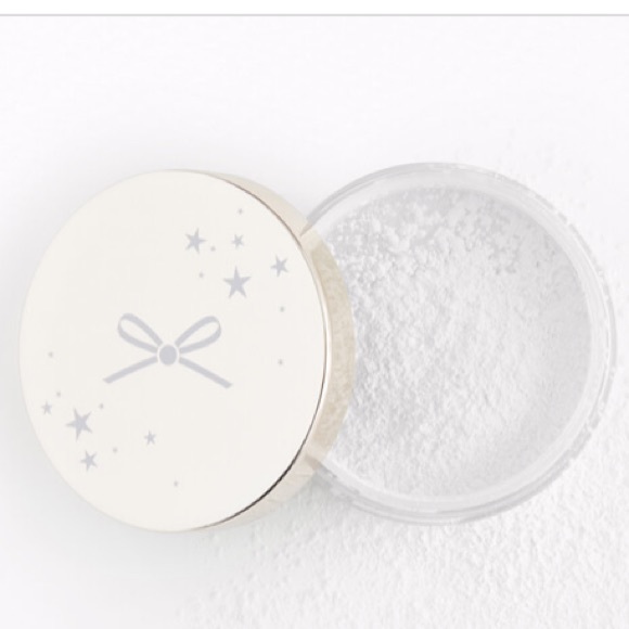 Ciate | Extraordinary Translucent Setting Powder | - Picture 4 of 4